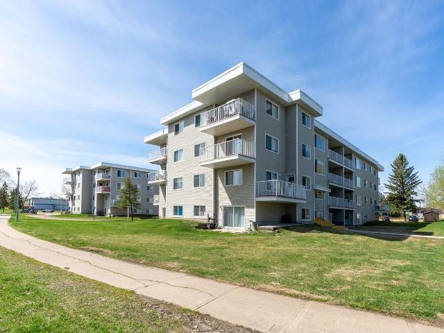 Apartment for rent in Wedgewood, Alberta