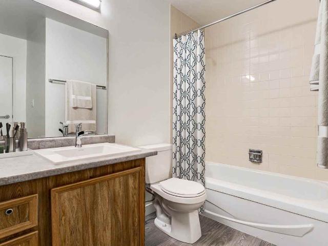 Apartment for rent in Wedgewood, Alberta