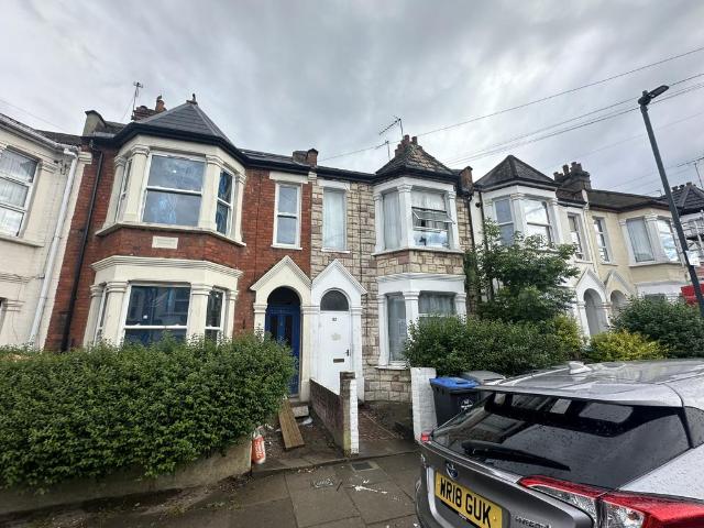 Apartment for rent in London Borough of Brent, Greater London