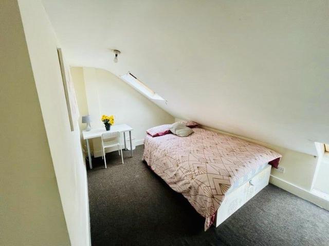 Room for rent in Harlesden, Greater London