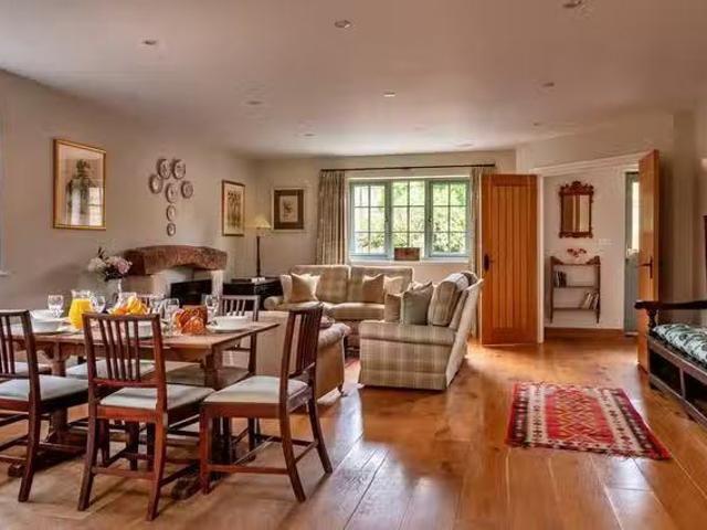 Apartment for rent in Black Bourton, Oxfordshire