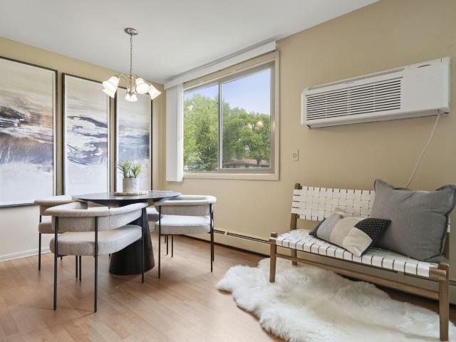 Apartment for rent in Golden Valley, Hennepin County