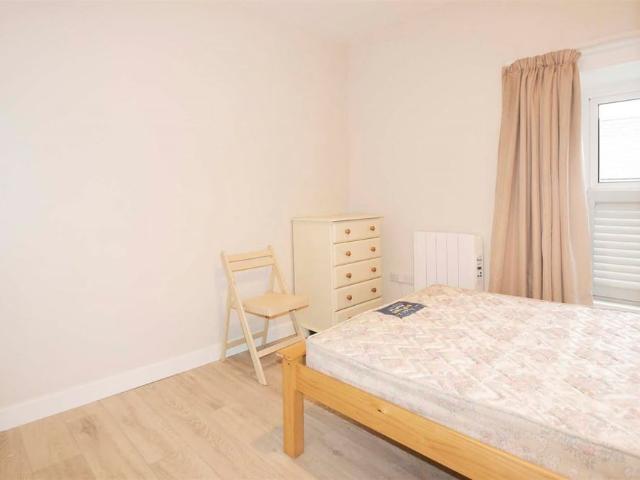 Apartment to rent in Strand, South Tipperary