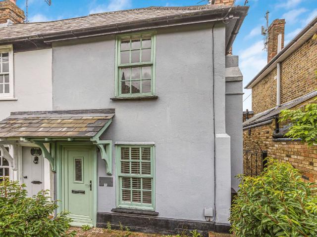 House for rent in Fretherne, Hertfordshire