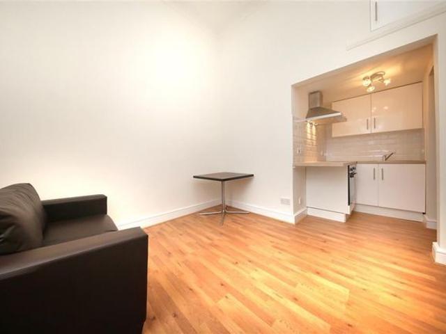 Studio for rent in Kilburn, Greater London