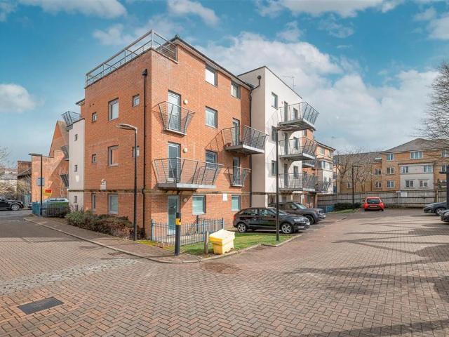 Apartment for rent in Castlefield, Cressex