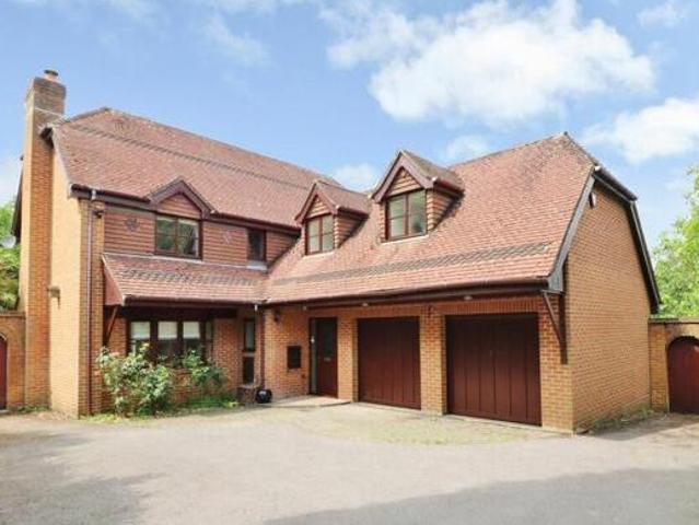 House for sale in Barton Stacey, Hampshire