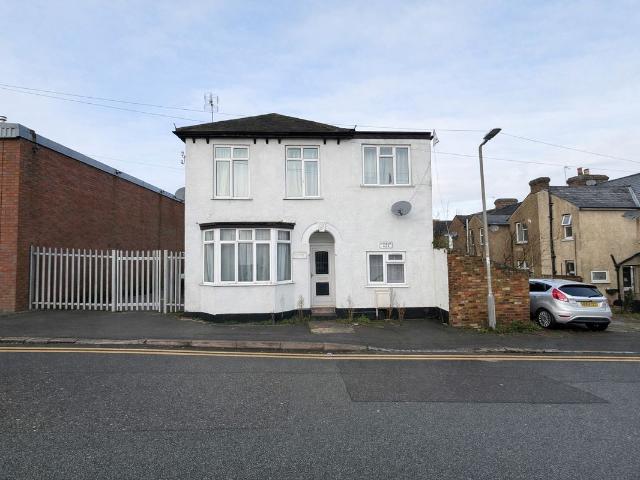 Room for rent in Castlefield, Cressex