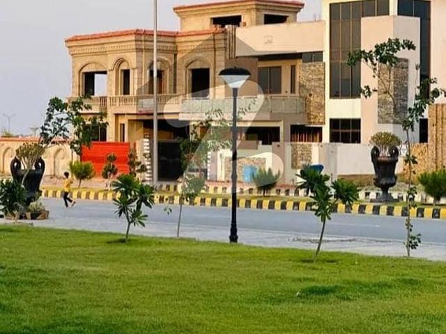 Property for sale in Peshawar, North West Frontier Province