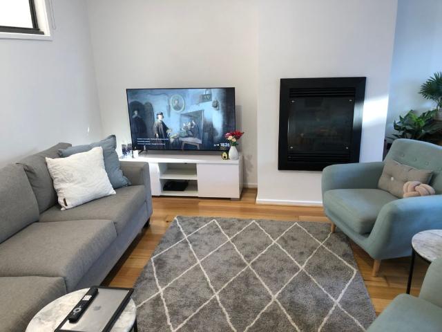 Room for rent in Camerons Creek, Victoria