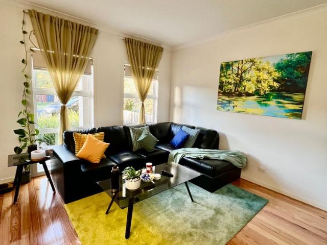 Room for rent in Camerons Creek, Victoria