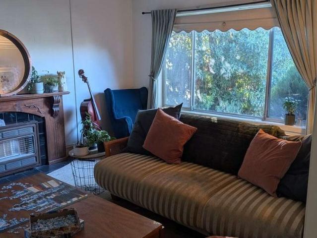 Room for rent in Camerons Creek, Victoria