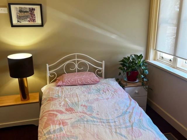 Room for rent in Camerons Creek, Victoria
