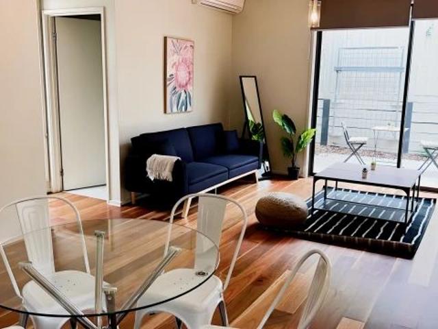 Room for rent in Camerons Creek, Victoria