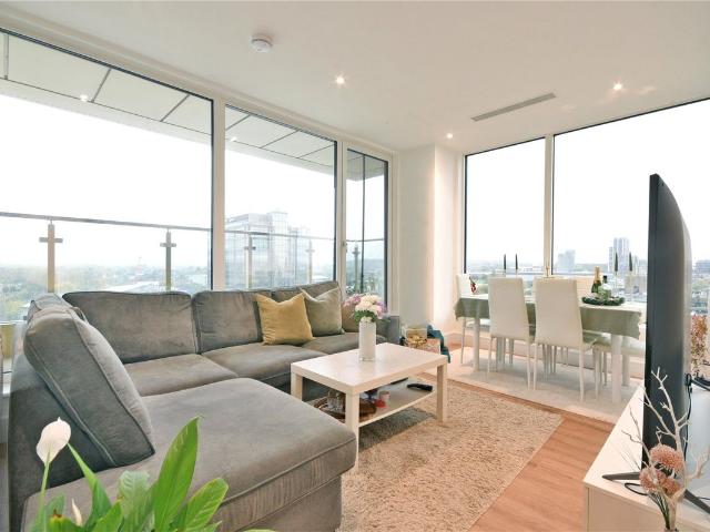 Apartment for rent in London Borough of Ealing, Park Royal