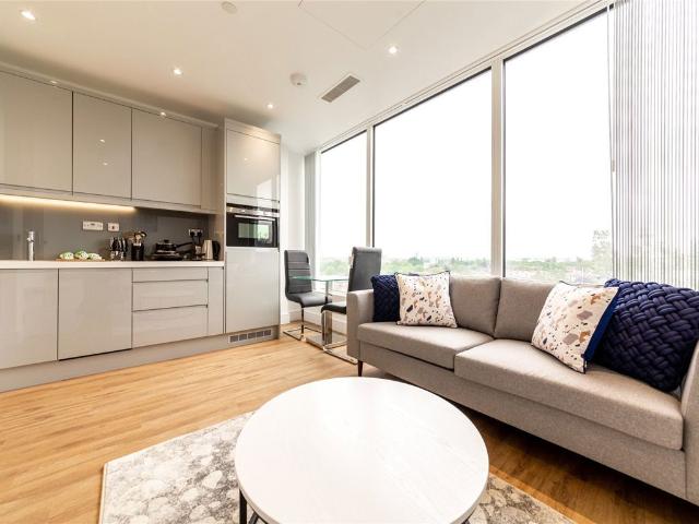 Studio for rent in London Borough of Ealing, Greater London