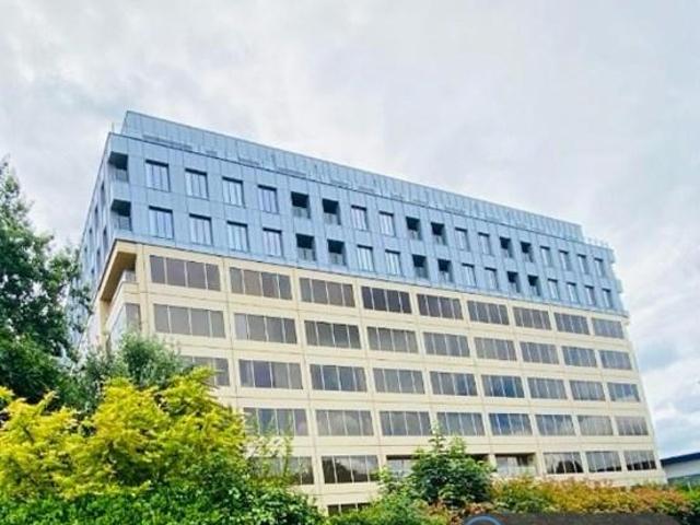 Apartment for rent in London Borough of Ealing, Park Royal