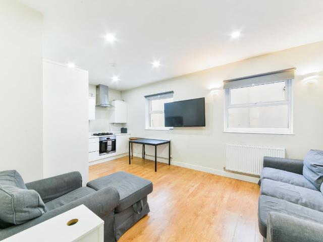 Apartment for rent in South Tottenham, Greater London