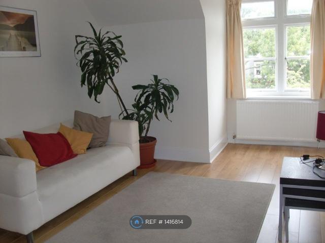 Apartment for rent in South Hampstead, Greater London