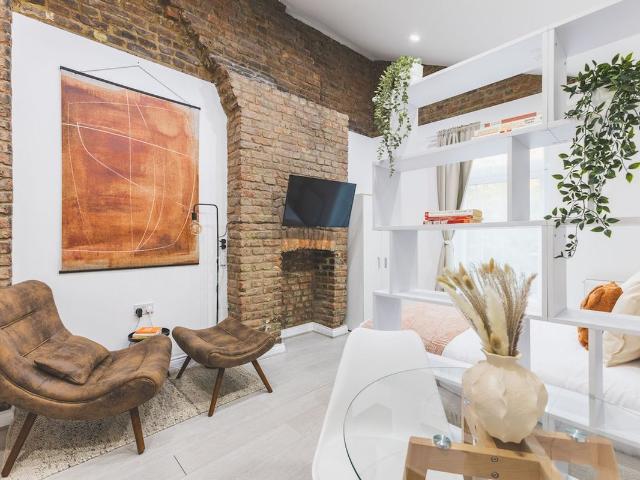 Studio for rent in London Borough of Camden, Greater London