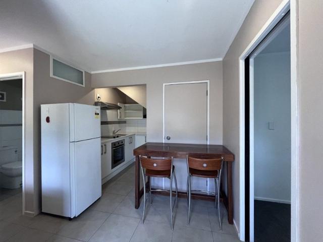 Apartment for rent in Paremoremo, Oroua County