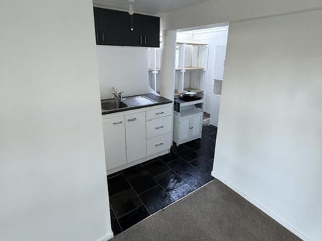 Apartment for rent in West Harbour, Upper Harbour