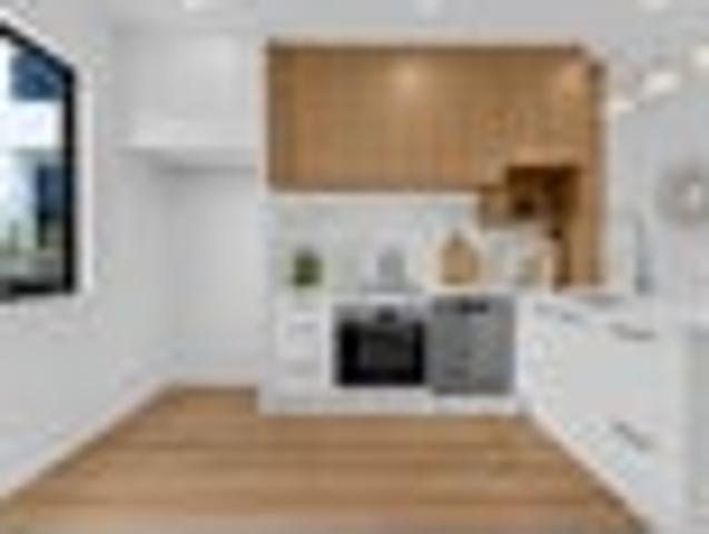 Townhouse for rent in Henderson-Massey, Rapanui