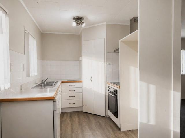 House for rent in Oratia