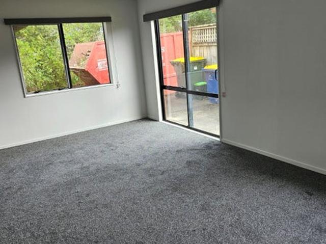 House for rent in West Harbour, Upper Harbour