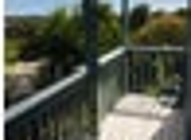 House for rent in Paremoremo