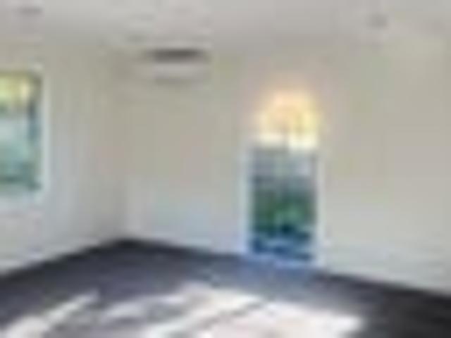 House for rent in Paremoremo