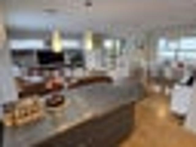 House for rent in Paremoremo, Oroua County