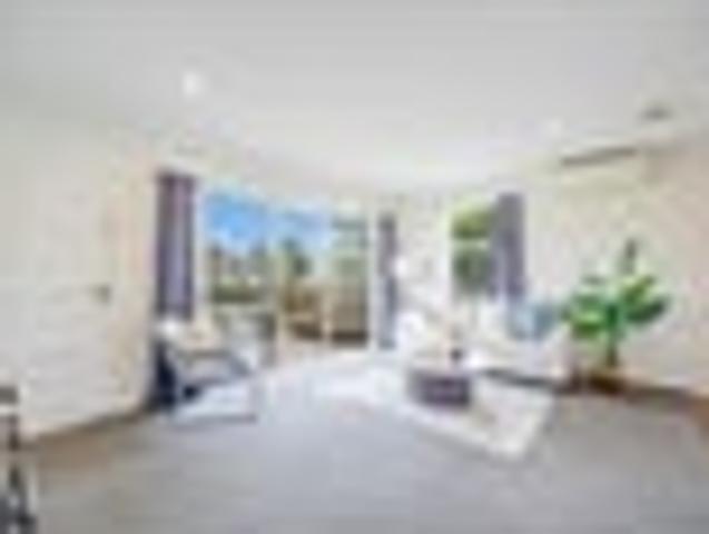 House for rent in Henderson-Massey, Rapanui