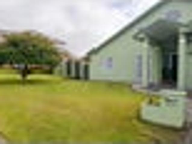 House for rent in Paremoremo, Oroua County