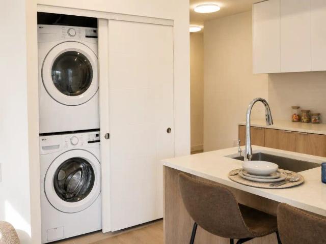 Apartment for rent in Marine-Hamilton, North Vancouver