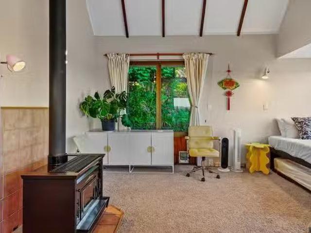 Apartment for rent in Paremoremo