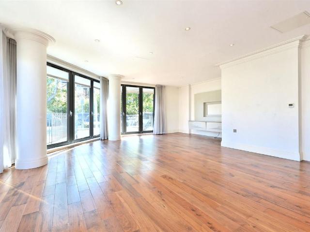 Apartment for rent in Golders Green, Greater London