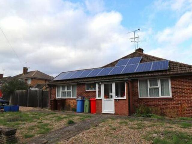 House for sale in The Crescent, Farnborough