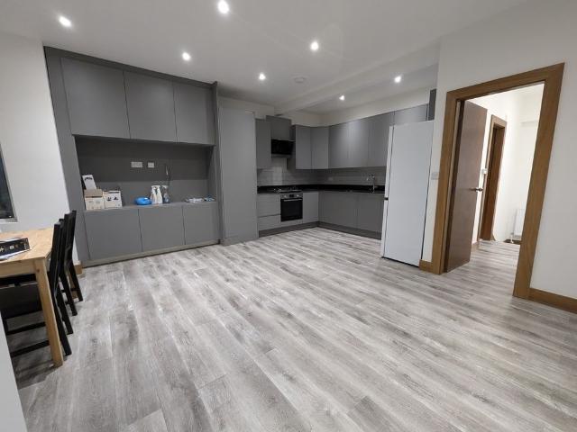 Apartment for rent in West Hendon, The Hyde