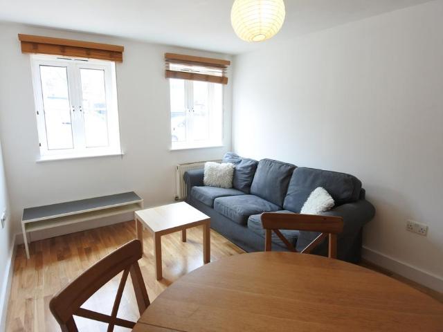 Apartment for rent in West Hendon, The Hyde