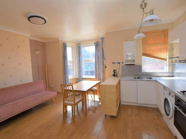 House for rent in West Hendon, The Hyde