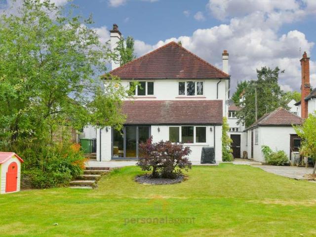 House for rent in Epsom, Surrey