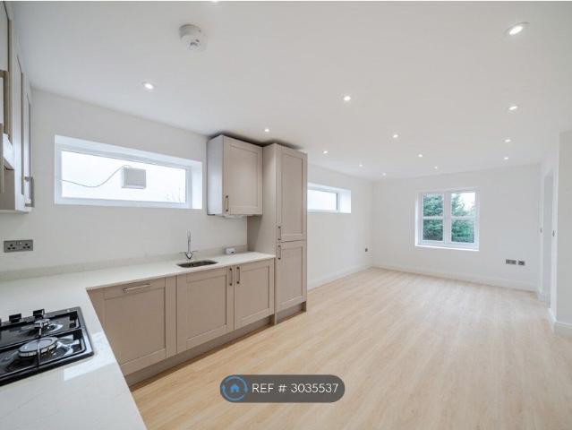 Apartment for rent in London Borough of Croydon, Greater London