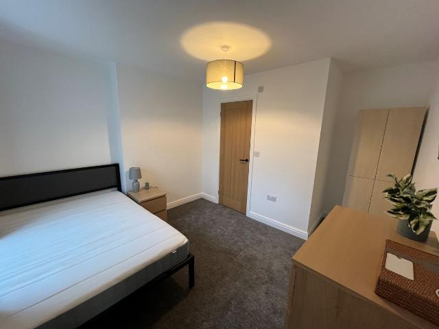 Room for rent in Potters Corner, East Midlands