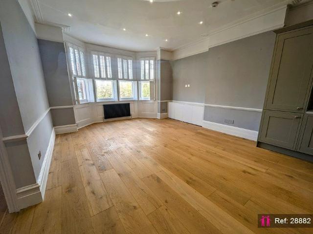 Apartment for rent in Putney, Greater London