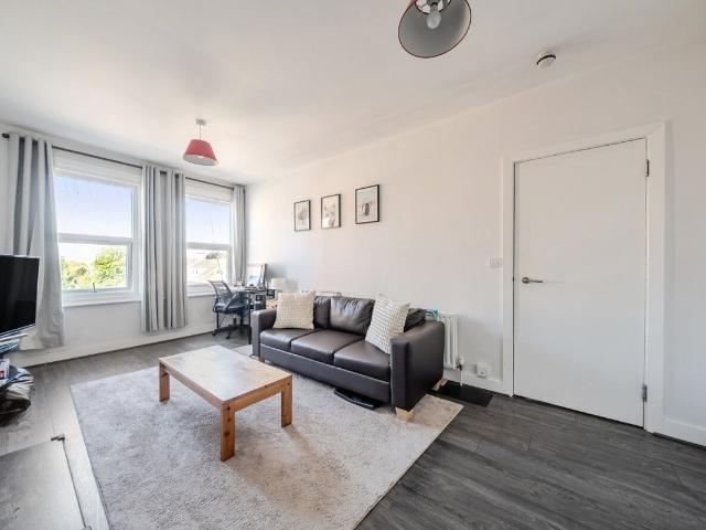 Apartment for rent in London Borough of Wandsworth, Greater London