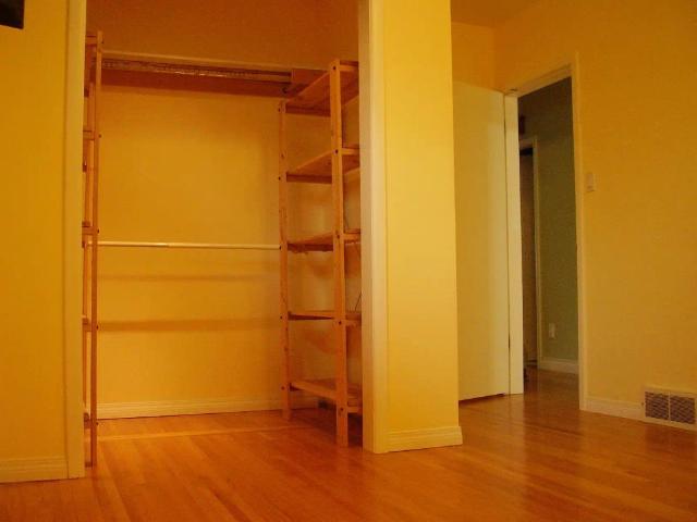 Room for rent in West Hillhurst, Calgary