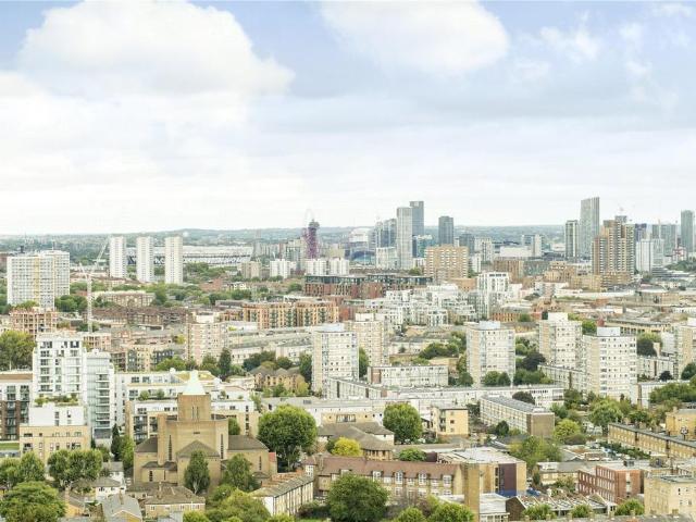 Apartment for rent in Canary Wharf, Greater London