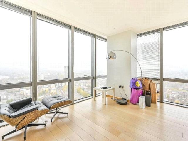 Apartment for rent in London Borough of Tower Hamlets, Greater London