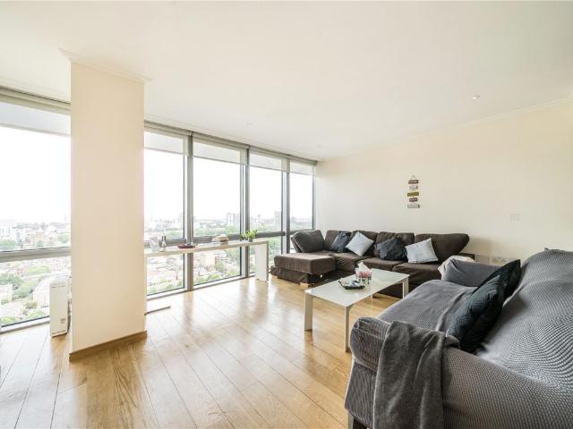 Apartment for rent in Canary Wharf, Greater London